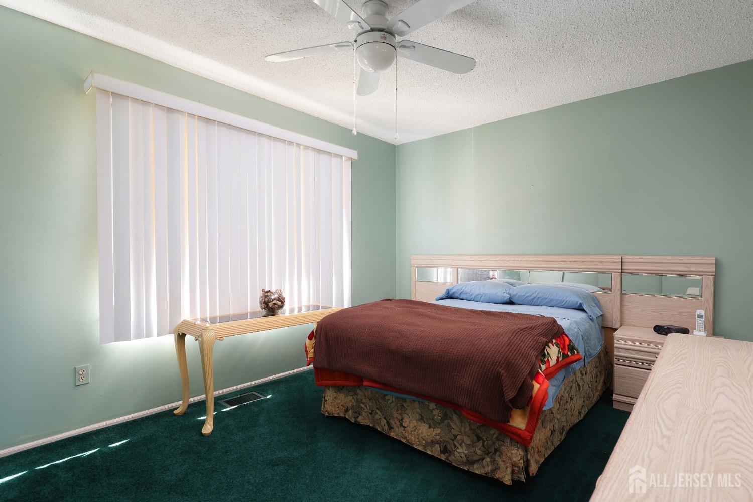 163 Baron Lane, East Brunswick, New Jersey image 9
