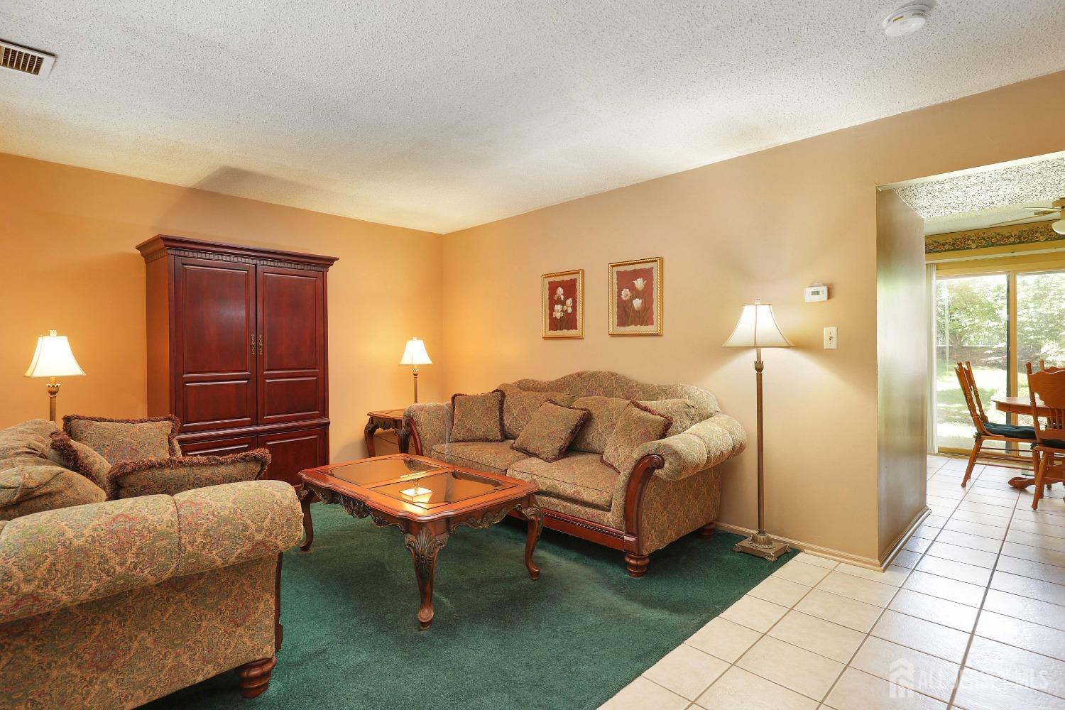 163 Baron Lane, East Brunswick, New Jersey image 4