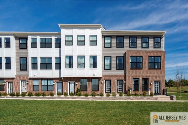 ADDRESS PRIVATE, PENNINGTON, NJ 08534 - Image c170396ddebf5124ebd9cb615cb0dd3f/2049790777