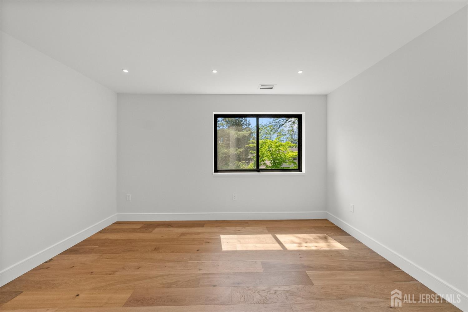 4 Penny Court, East Brunswick, New Jersey image 42