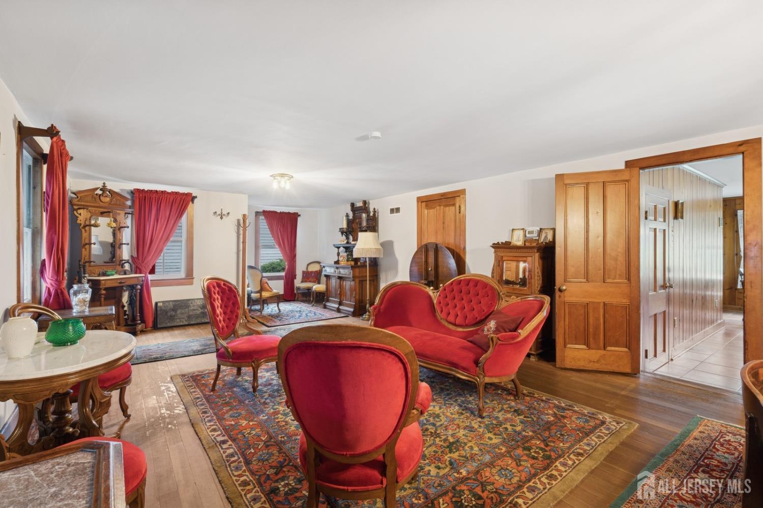 75 N Main Street, Cranbury, New Jersey image 8
