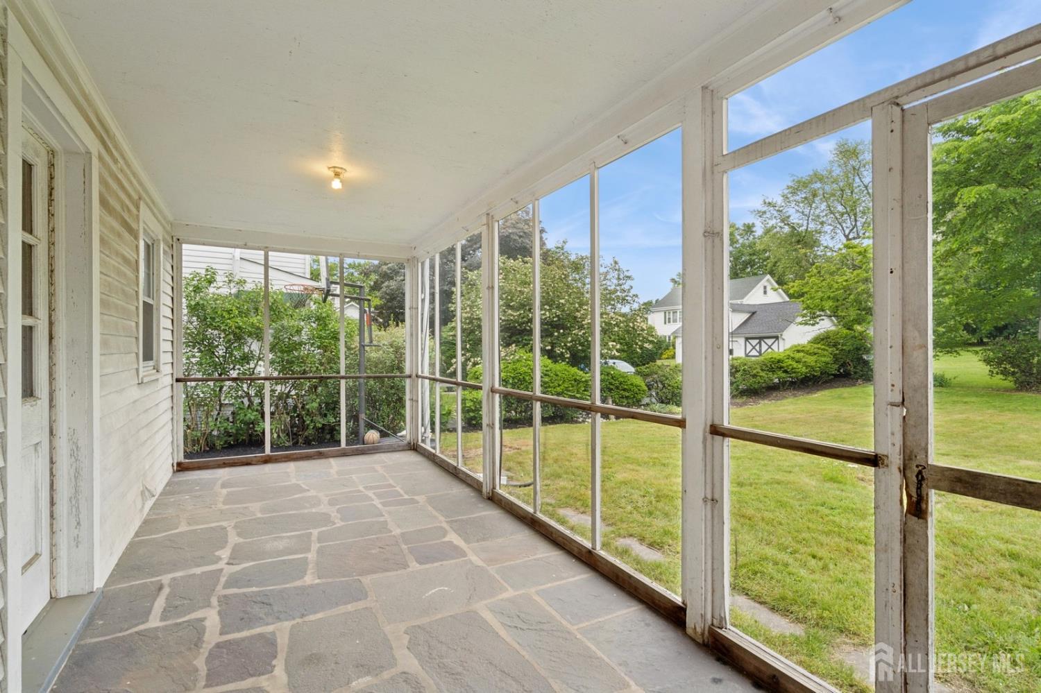 75 N Main Street, Cranbury, New Jersey image 31
