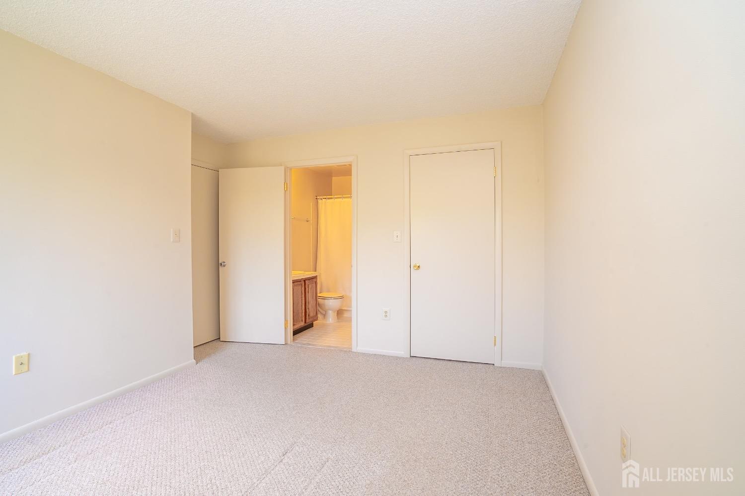 5108 Ravens Crest Drive, Plainsboro, New Jersey image 15