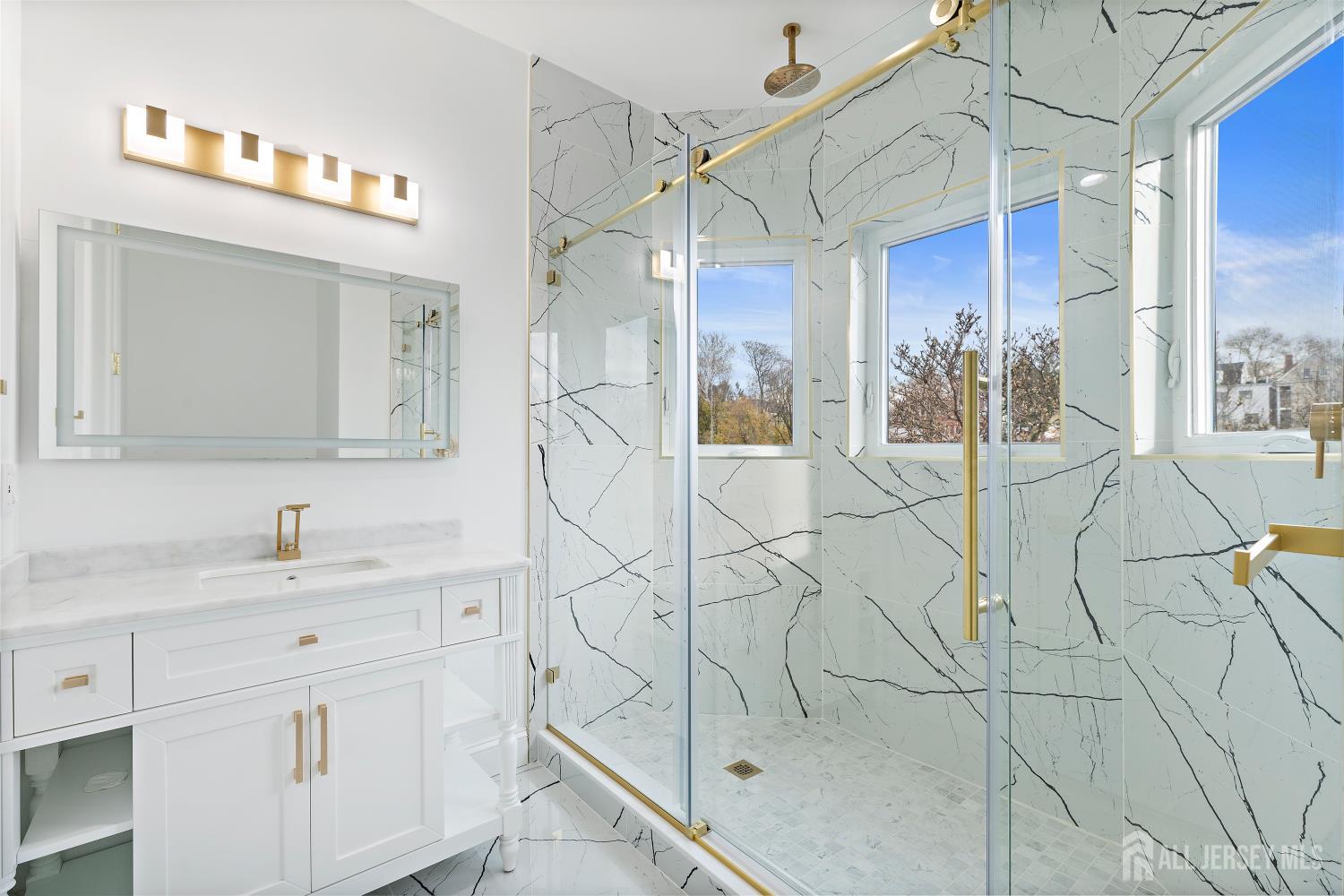88 Sterling Avenue, Weehawken, New Jersey image 18