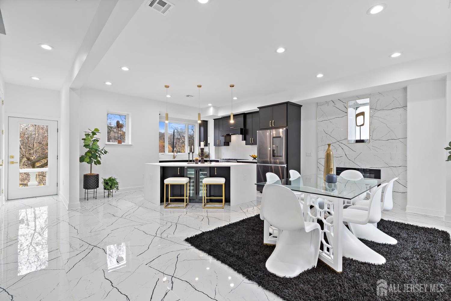 88 Sterling Avenue, Weehawken, New Jersey image 9
