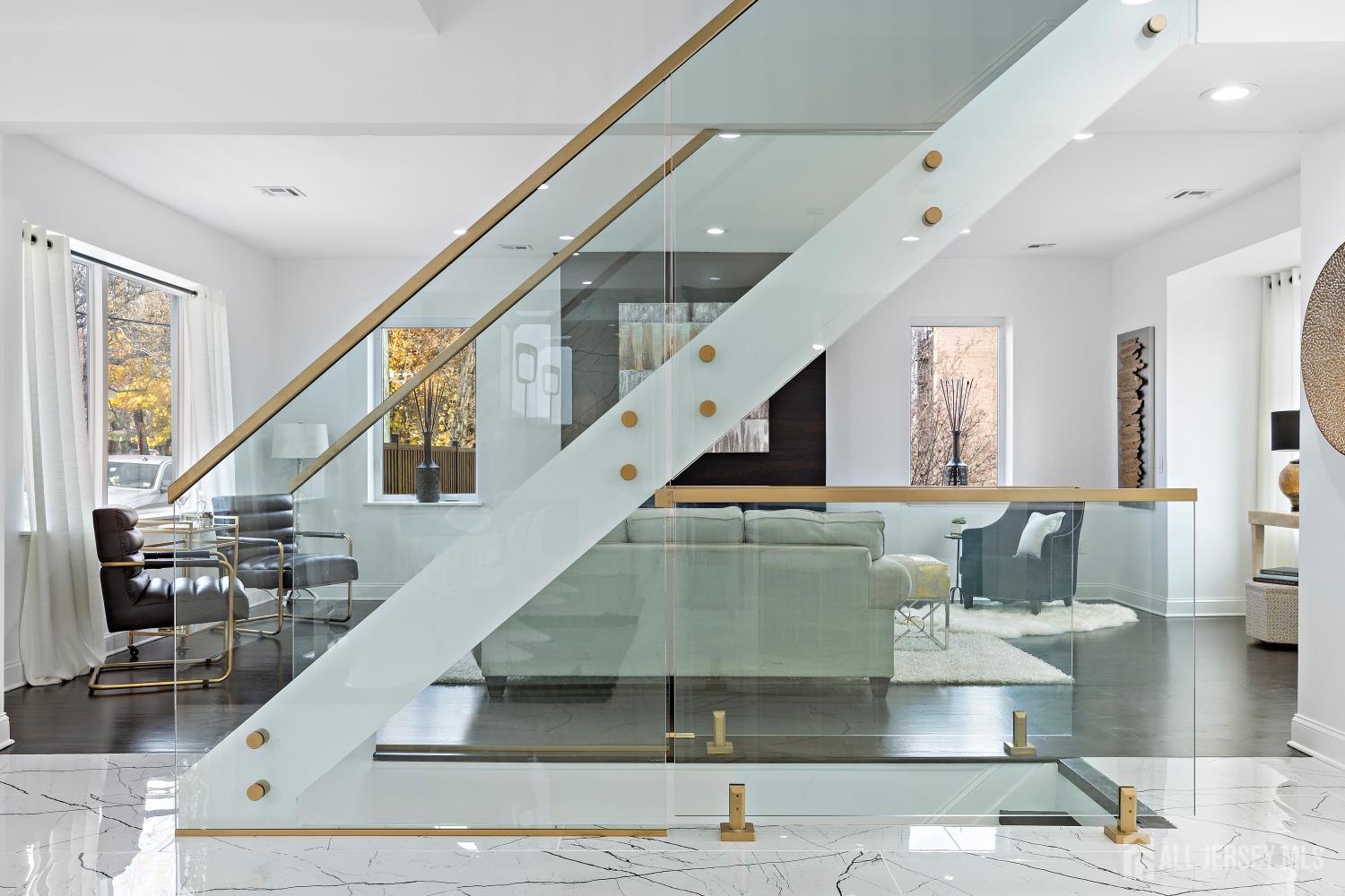 88 Sterling Avenue, Weehawken, New Jersey image 8