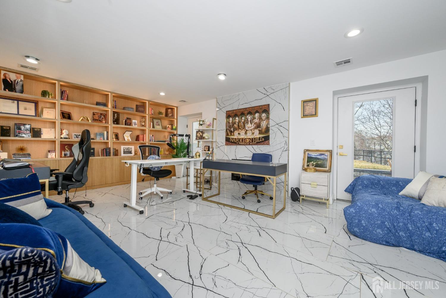 88 Sterling Avenue, Weehawken, New Jersey image 23