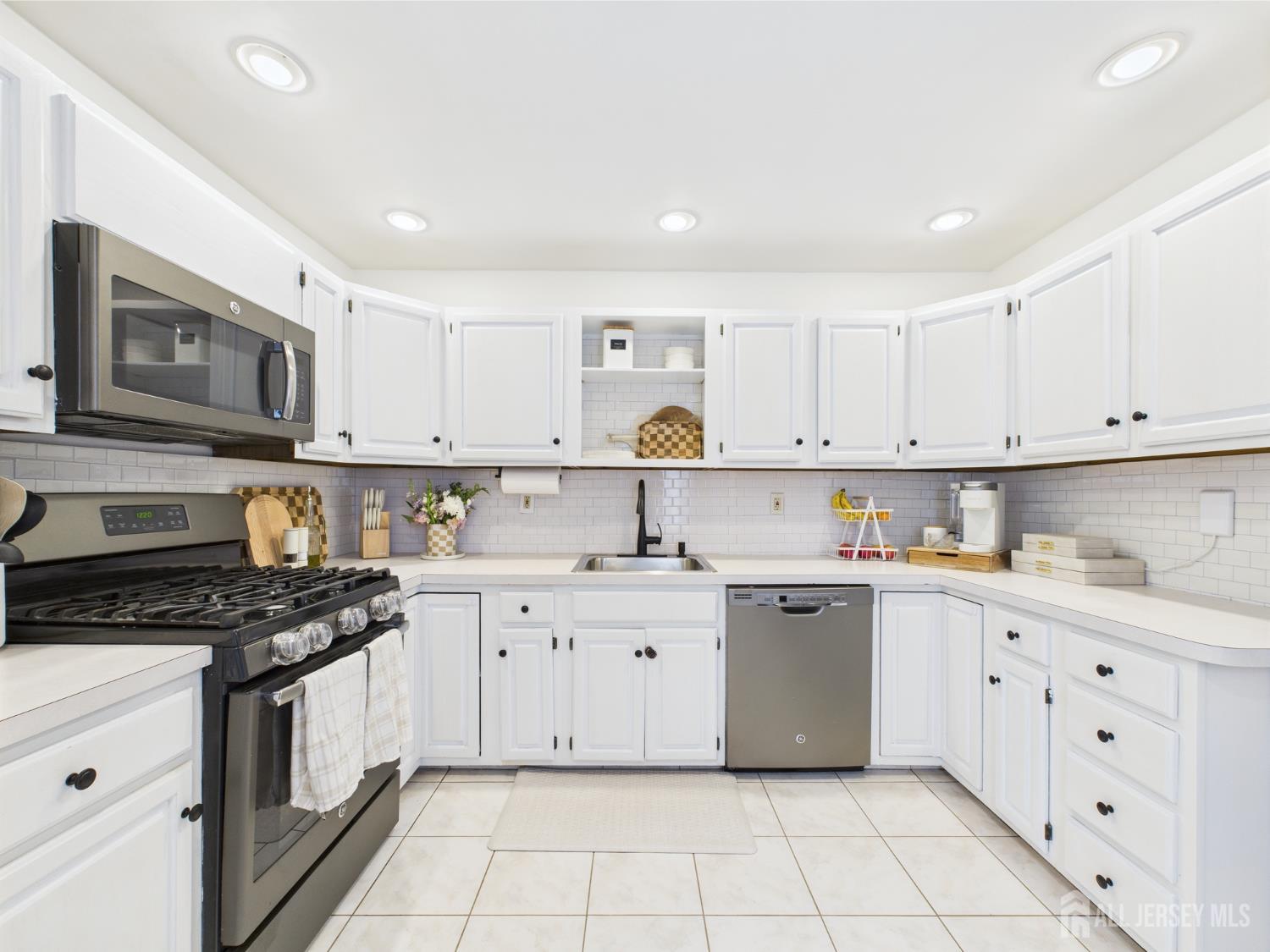 218 Washington Avenue, Matawan, New Jersey image 9