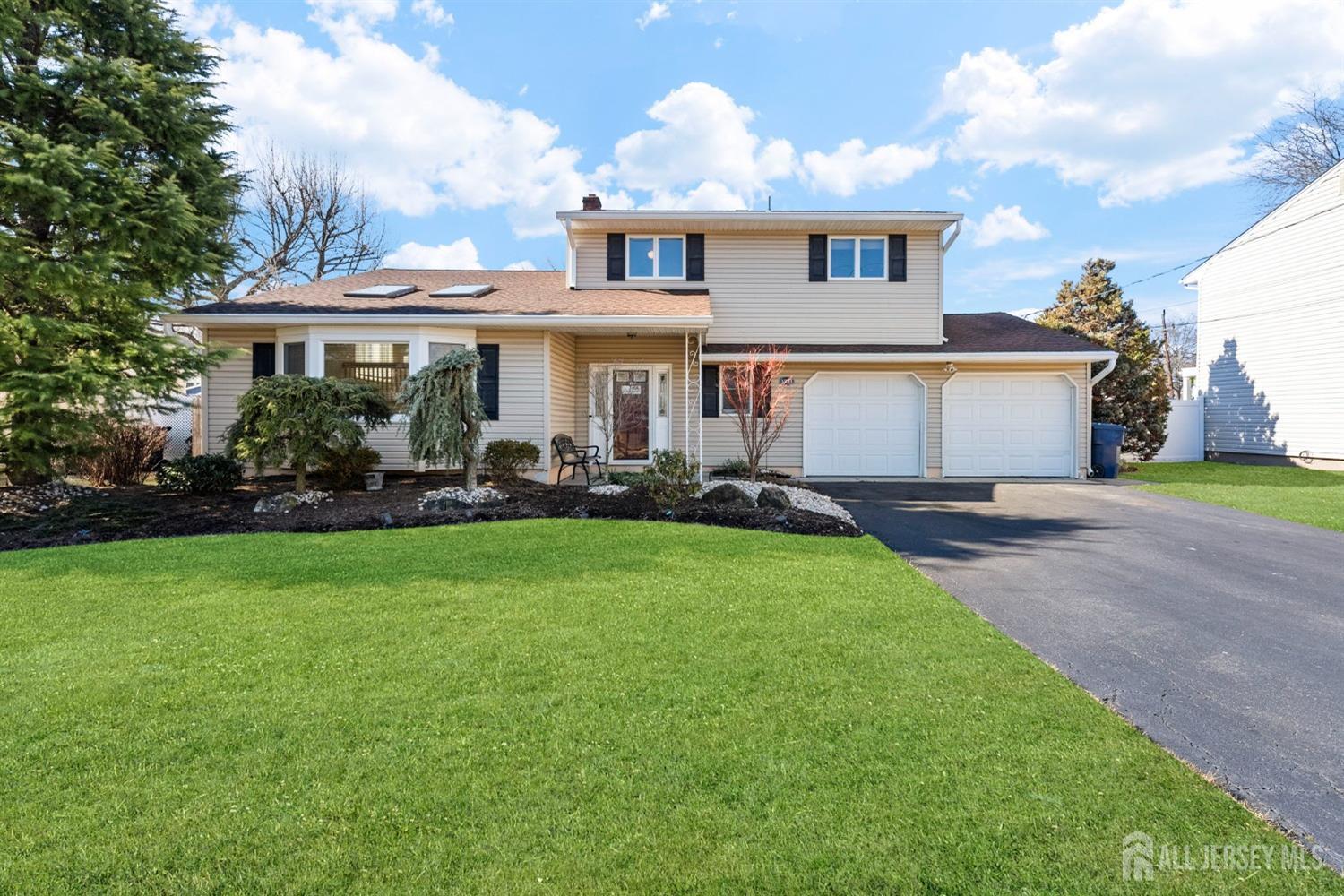 1224 Cherokee Road, North Brunswick, New Jersey image 1