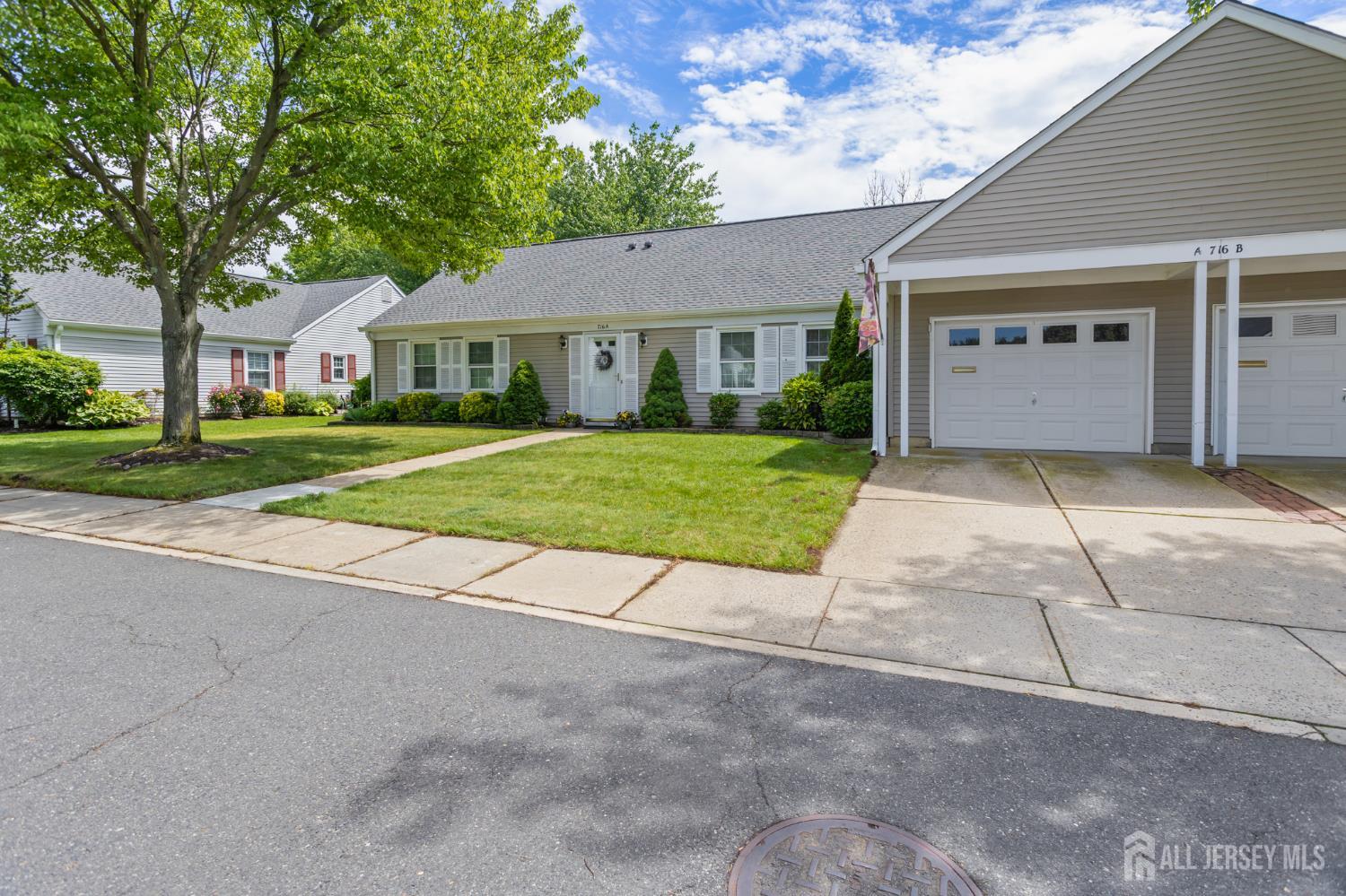 716 Victoria Court A