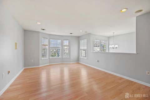 Condo For Sale - 189 Sunshine Drive<br/> Middlesex County, Piscataway, NJ 08854