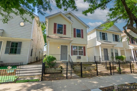 Homes For Rent - 103 Dwight Street #A<br/> Hudson County, Jersey City, NJ 07605