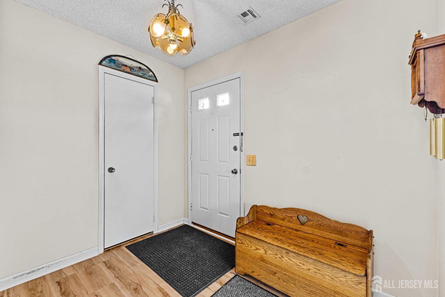 608 Winchester Lane #C, Monroe Township, New Jersey image 4