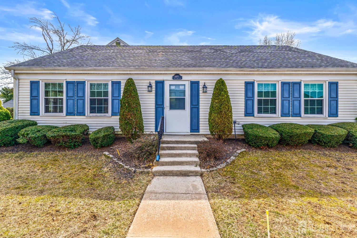 608 Winchester Lane #C, Monroe Township, New Jersey image 1