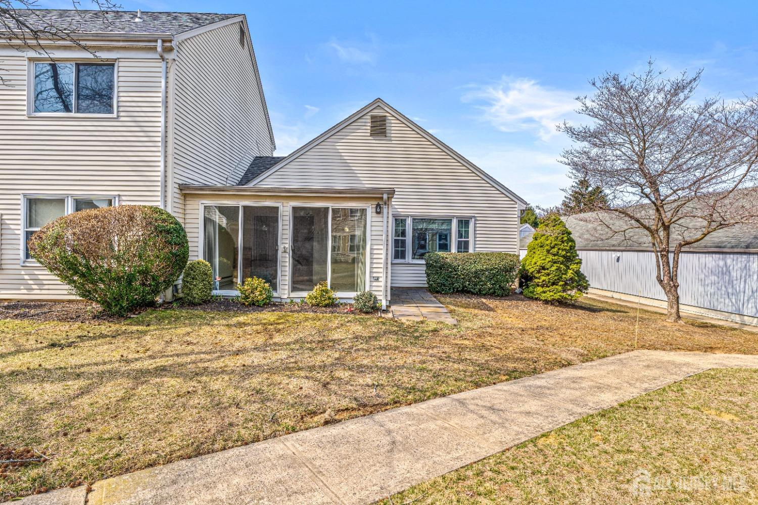 608 Winchester Lane #C, Monroe Township, New Jersey image 3