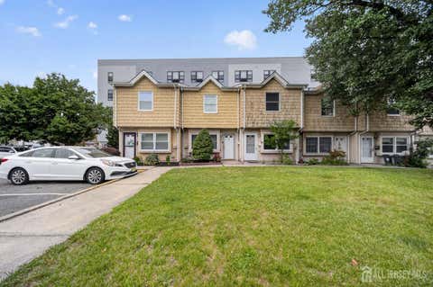 Townhouse For Sale - 172 Roosevelt Avenue #B<br/> Carteret, NJ 07008