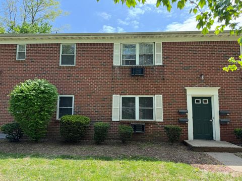Condo For Sale - 289 Main Street #6E<br/> Spotswood, NJ 08884