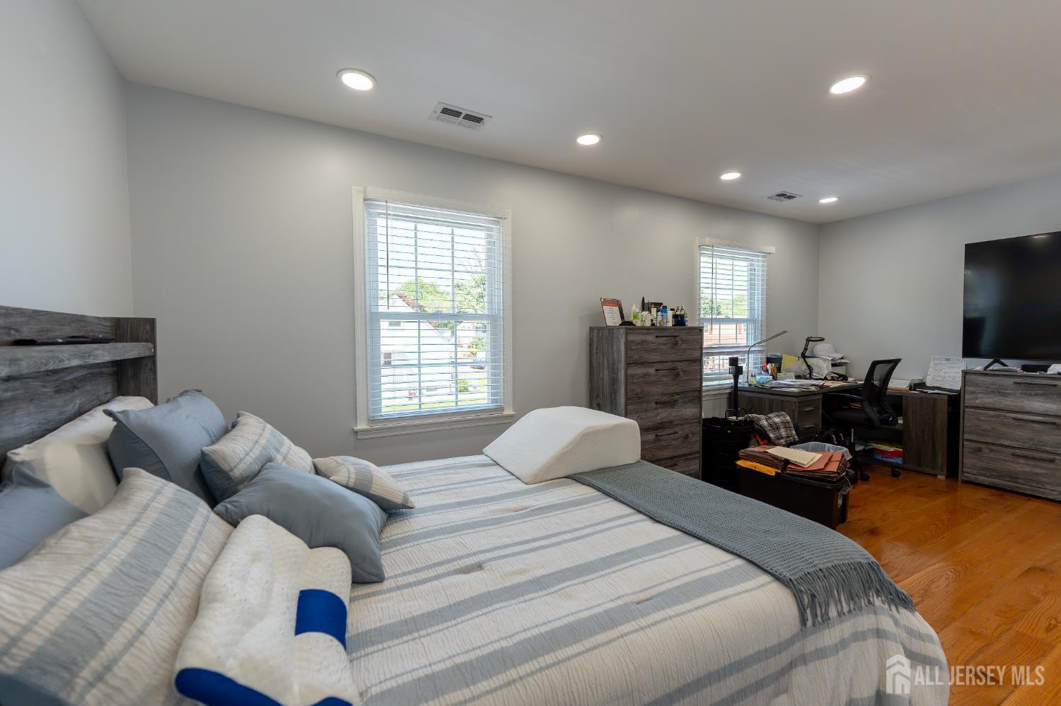 128 Jay Street, Middlesex, New Jersey image 7