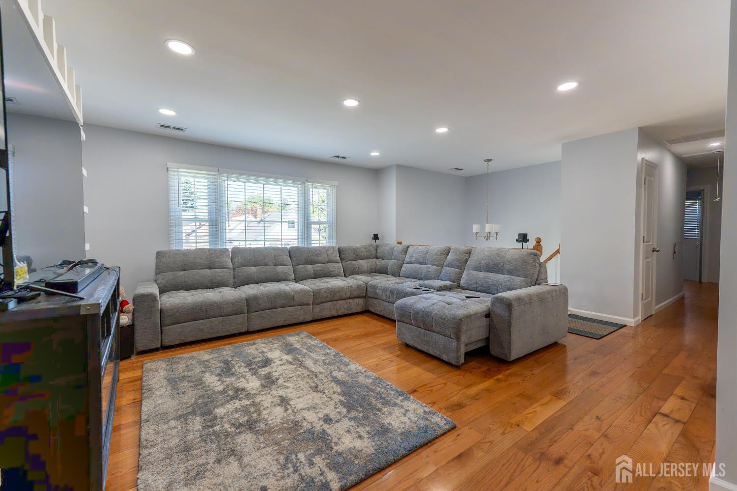 128 Jay Street, Middlesex, New Jersey image 8