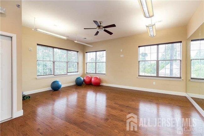 424 Tower Boulevard, Piscataway, New Jersey image 37