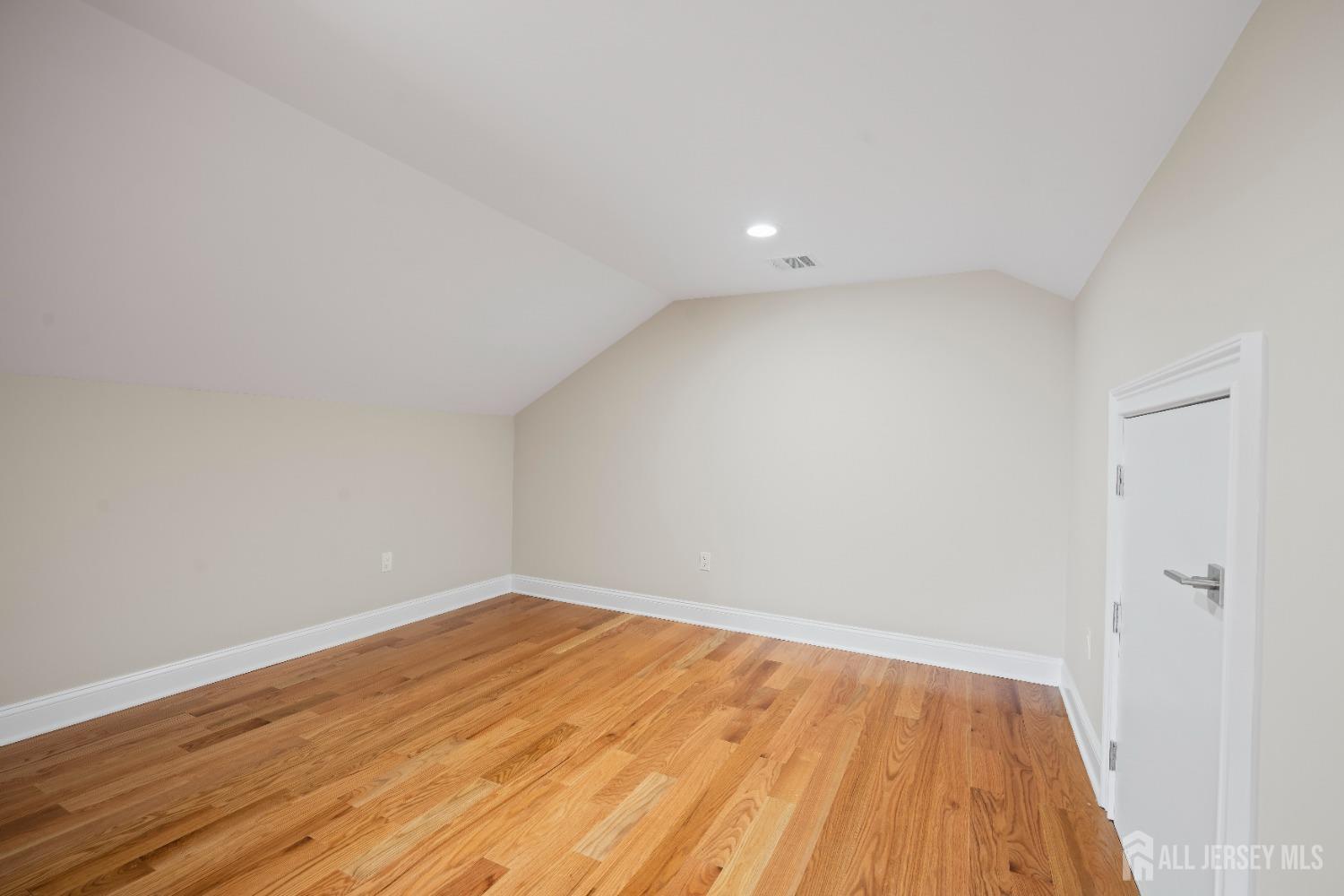 118 Cambridge Road, Westfield, New Jersey image 33