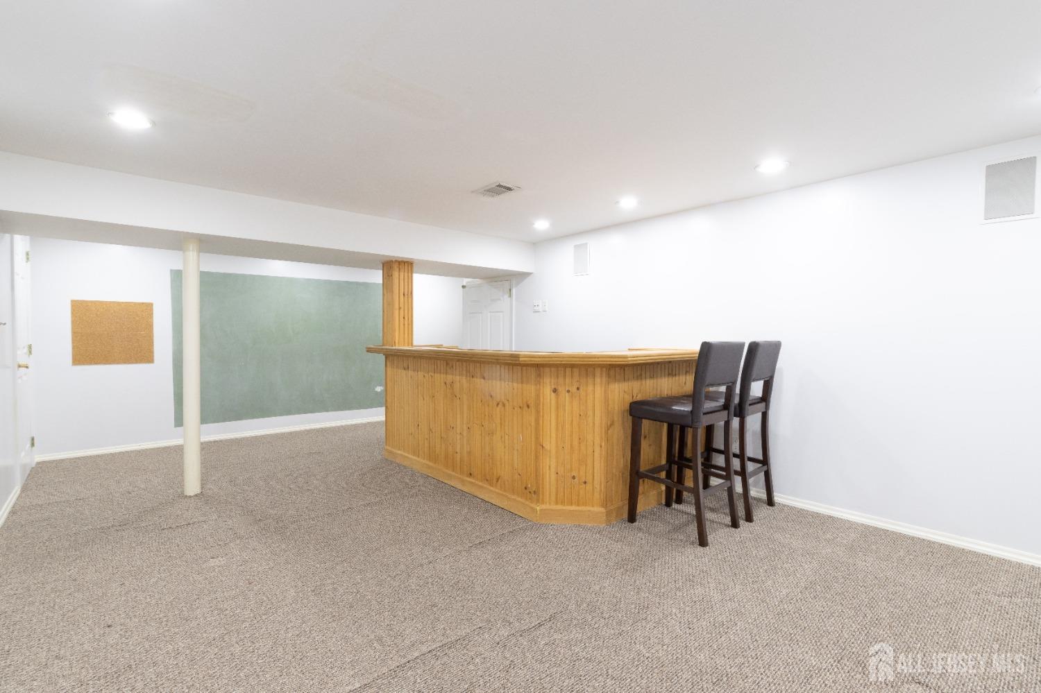 Piscataway, New Jersey 08854, United States, 2 Bedrooms Bedrooms, ,2 BathroomsBathrooms,Residential,Active,98620