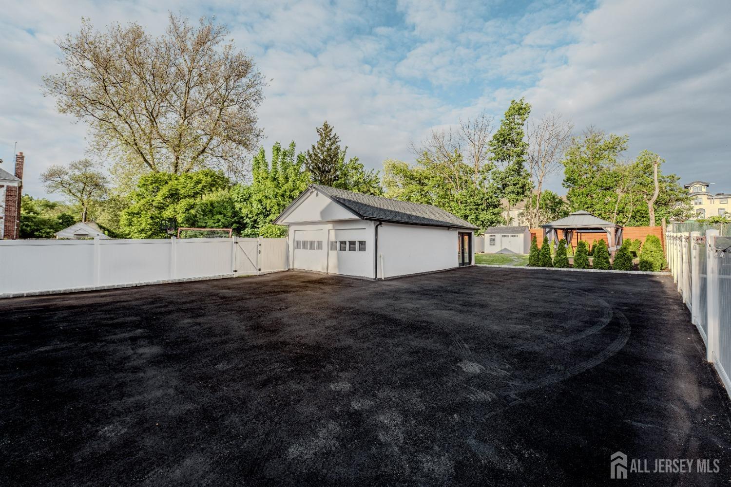 439 Union Avenue, Elizabeth, New Jersey image 40