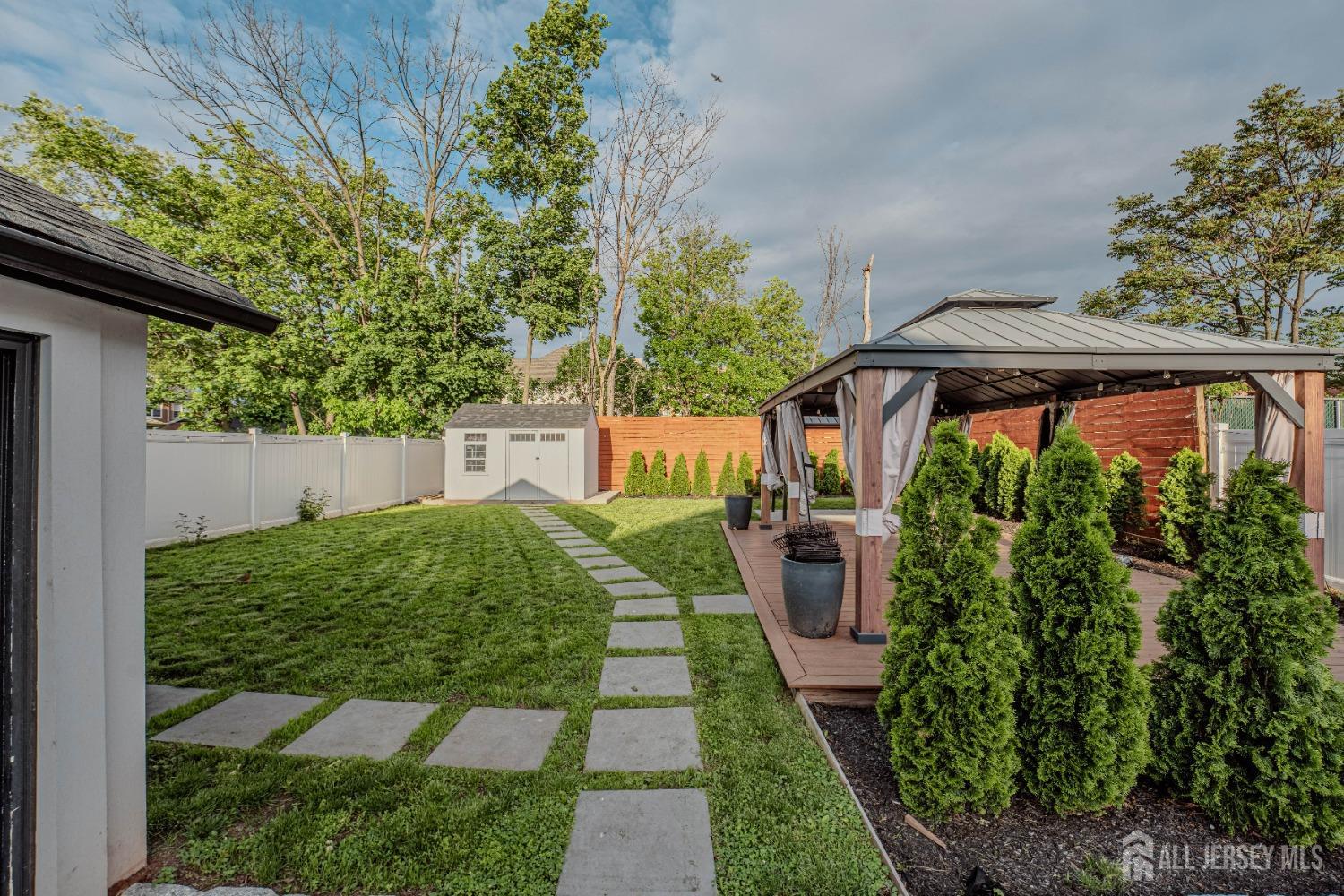 439 Union Avenue, Elizabeth, New Jersey image 42