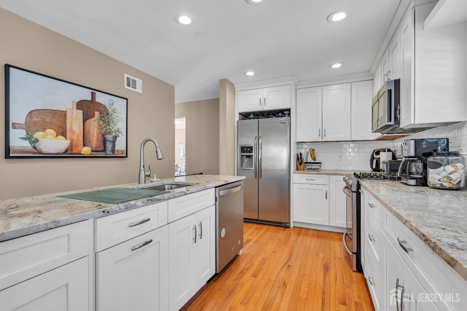 125 Bissett Street, Sayreville, New Jersey image 29