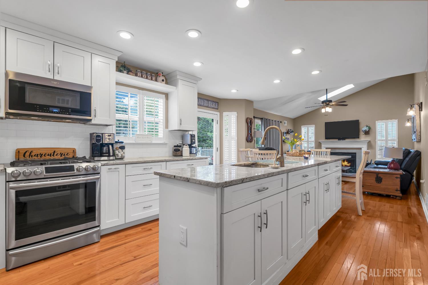 125 Bissett Street, Sayreville, New Jersey image 27