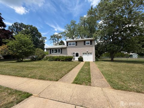 Homes For Sale - 13 Chalmers Road<br/> Middlesex County, East Brunswick, NJ 08816