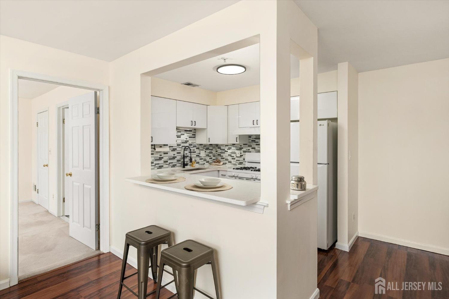 1125 Waterford Drive, Middlesex, New Jersey image 12