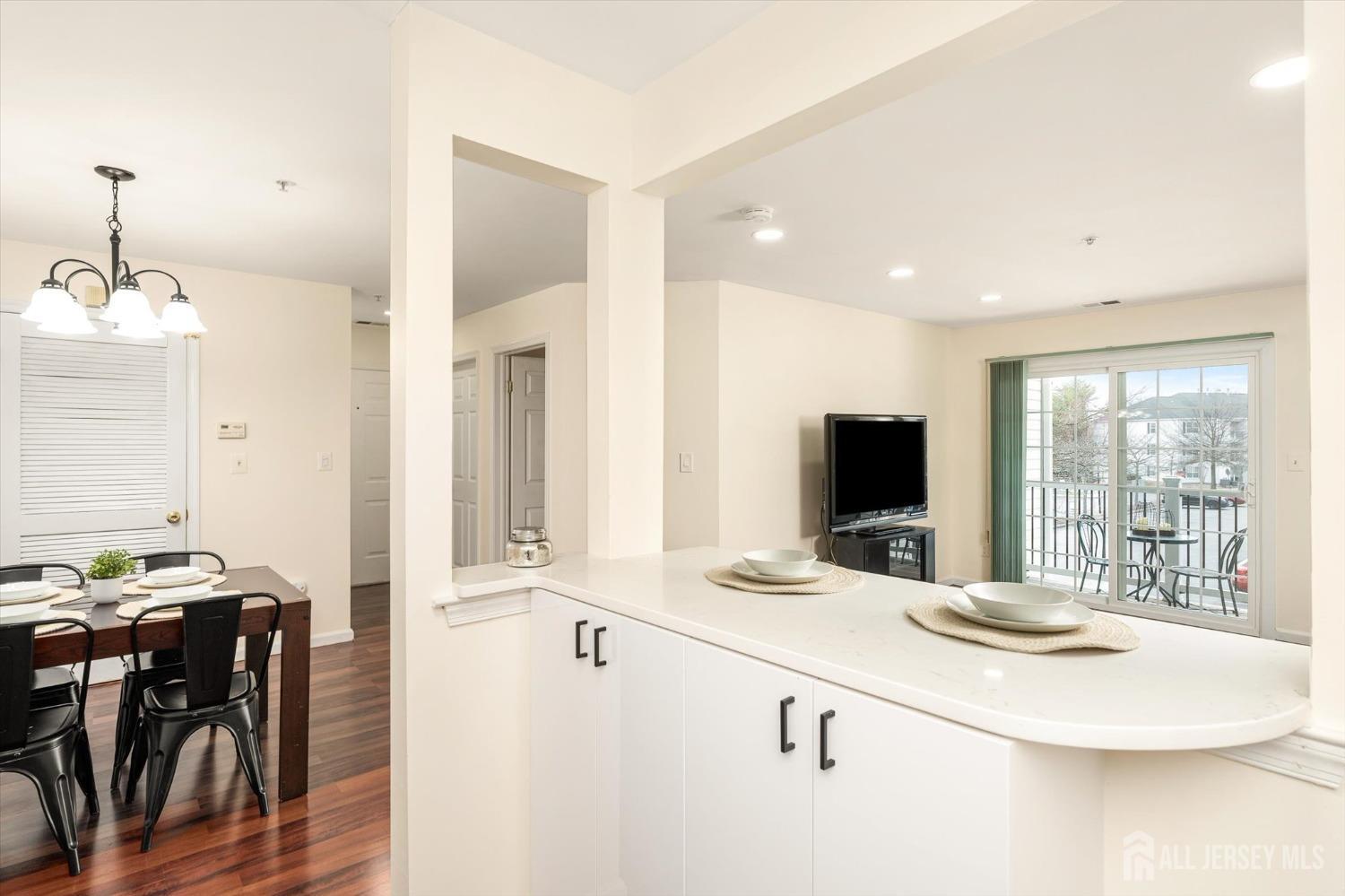 1125 Waterford Drive, Middlesex, New Jersey image 17