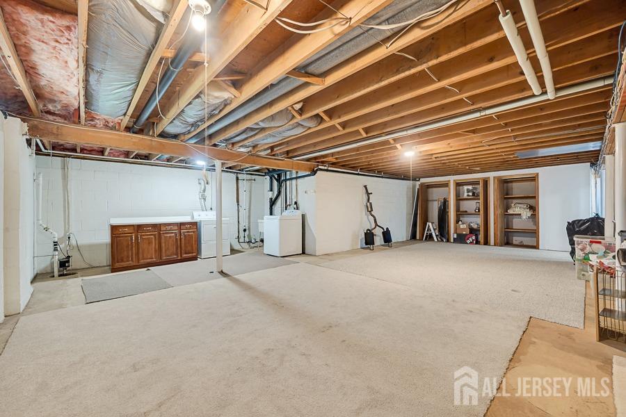 199 N Brook Drive, Milltown, New Jersey image 32