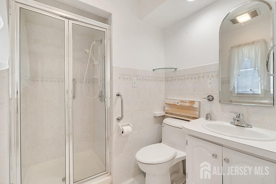 199 N Brook Drive, Milltown, New Jersey image 24