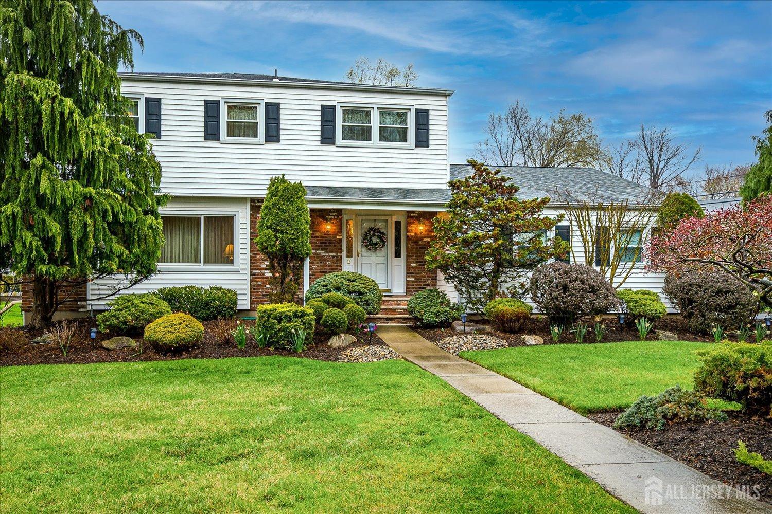 2 Dellview Drive, Edison, New Jersey image 3