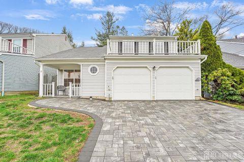 3 portsmouth Drive, Old Bridge, NJ 08857 - MLS#: 2511753R