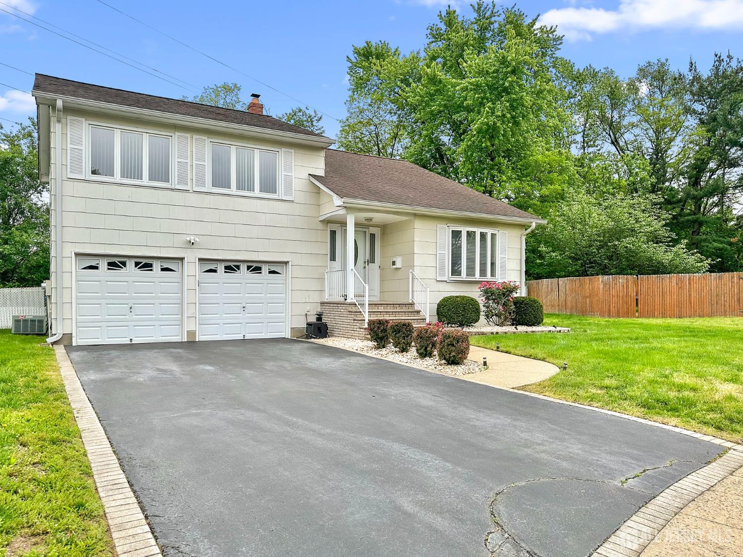 12 Dana Estates Drive, Old Bridge, New Jersey image 2
