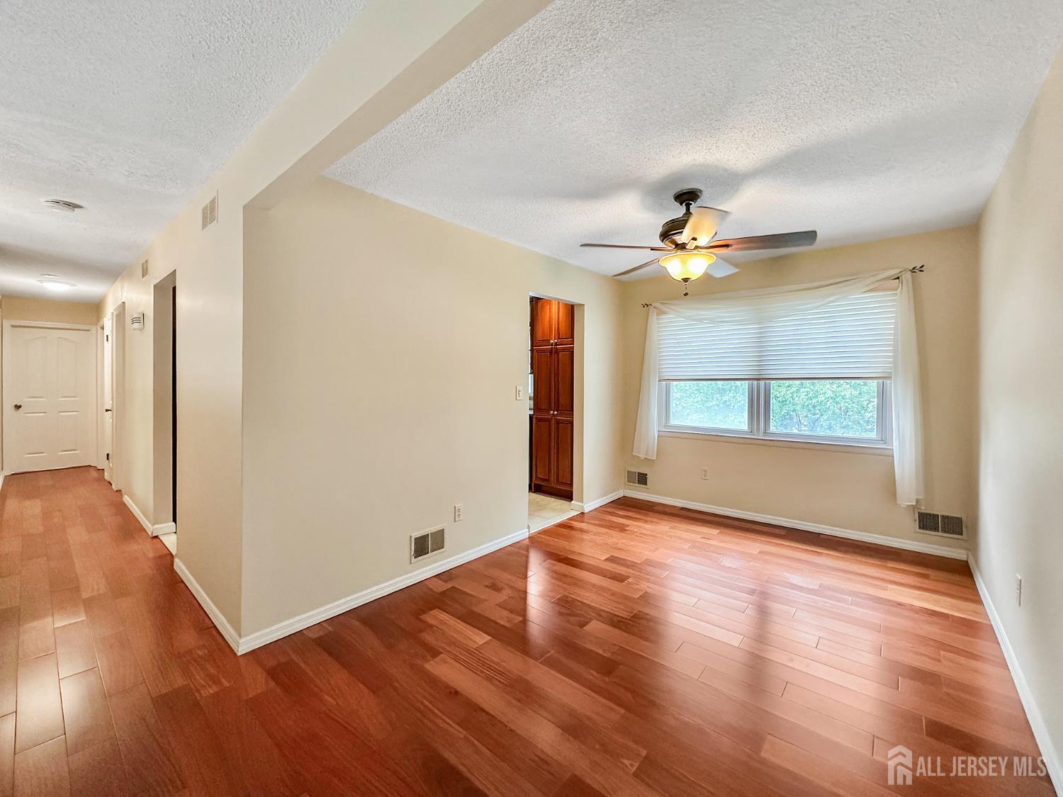 12 Dana Estates Drive, Old Bridge, New Jersey image 8