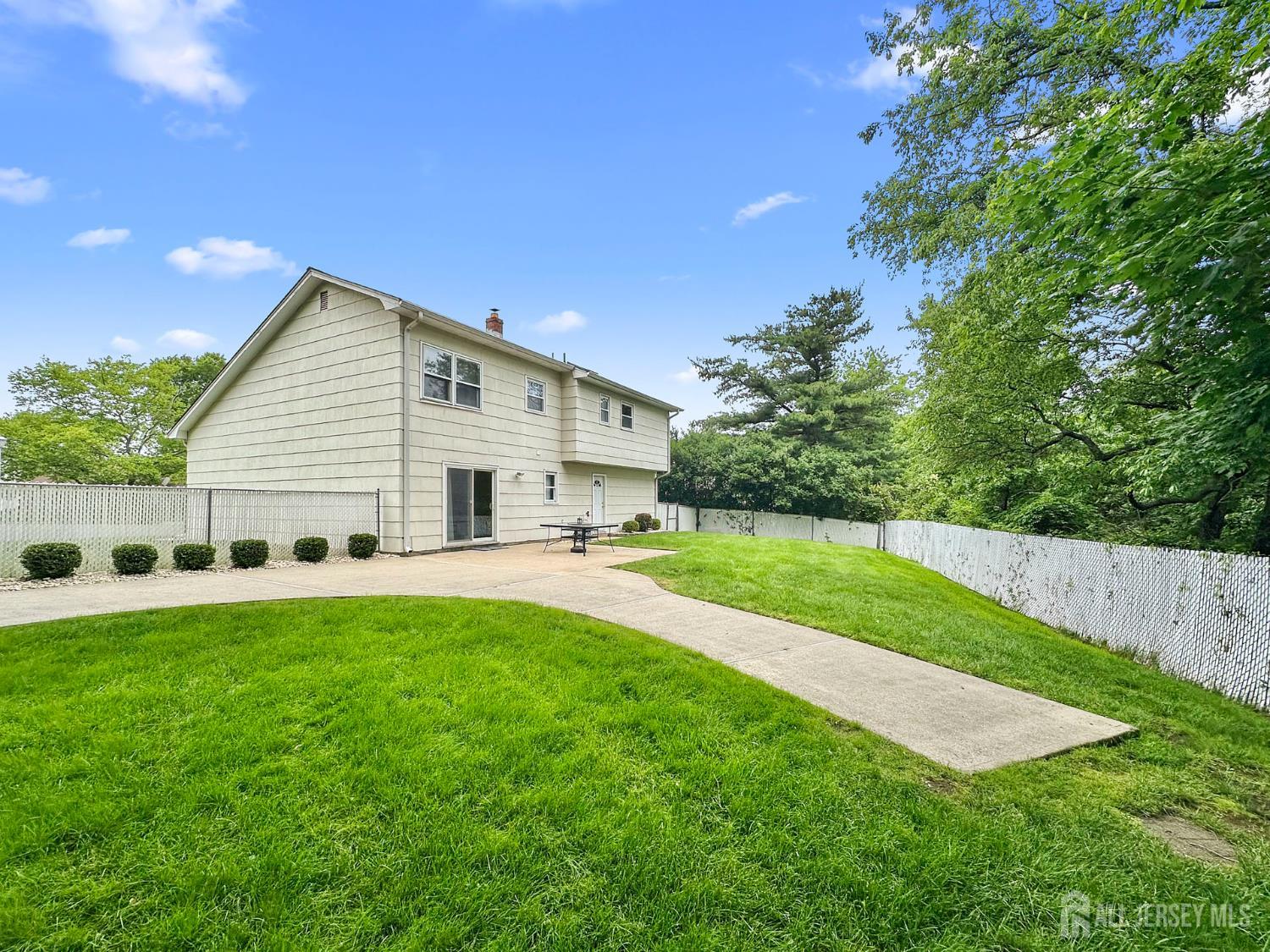 12 Dana Estates Drive, Old Bridge, New Jersey image 3