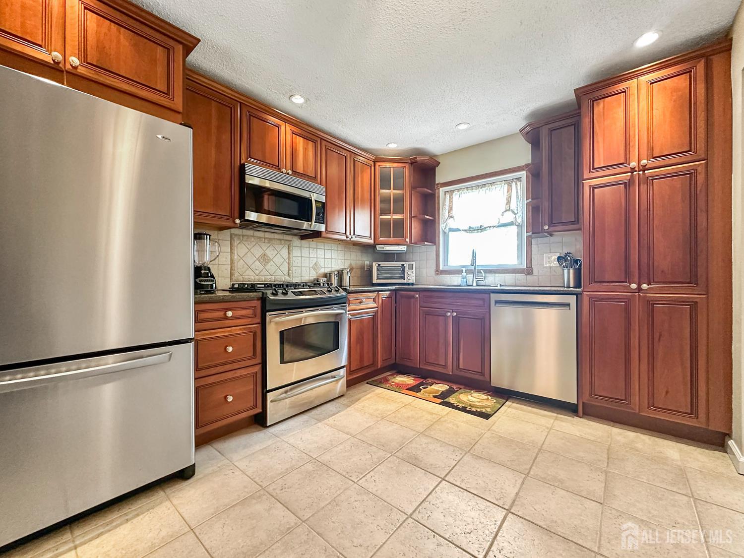 12 Dana Estates Drive, Old Bridge, New Jersey image 12