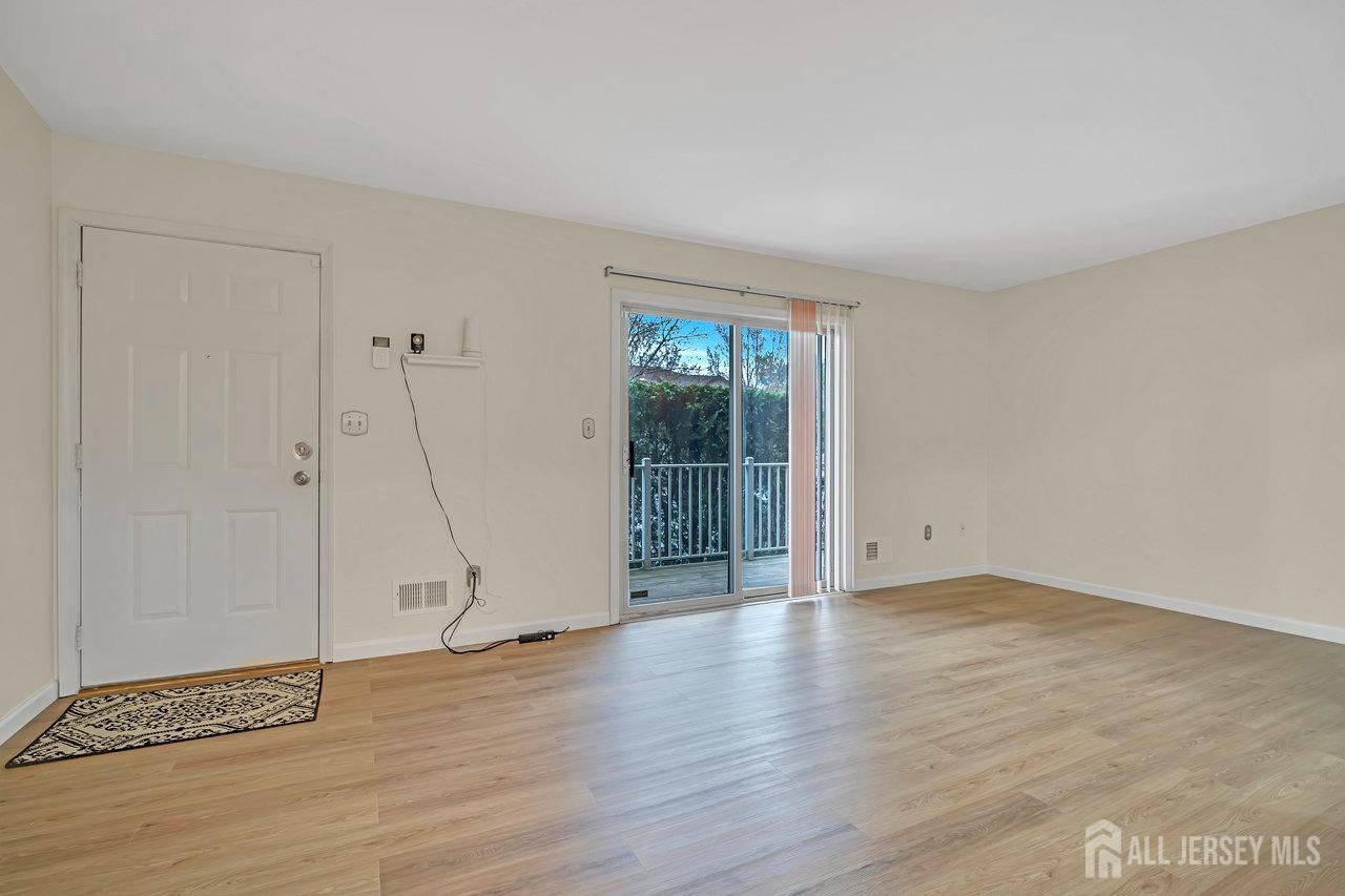 4517 Birchwood Court, North Brunswick, New Jersey image 7