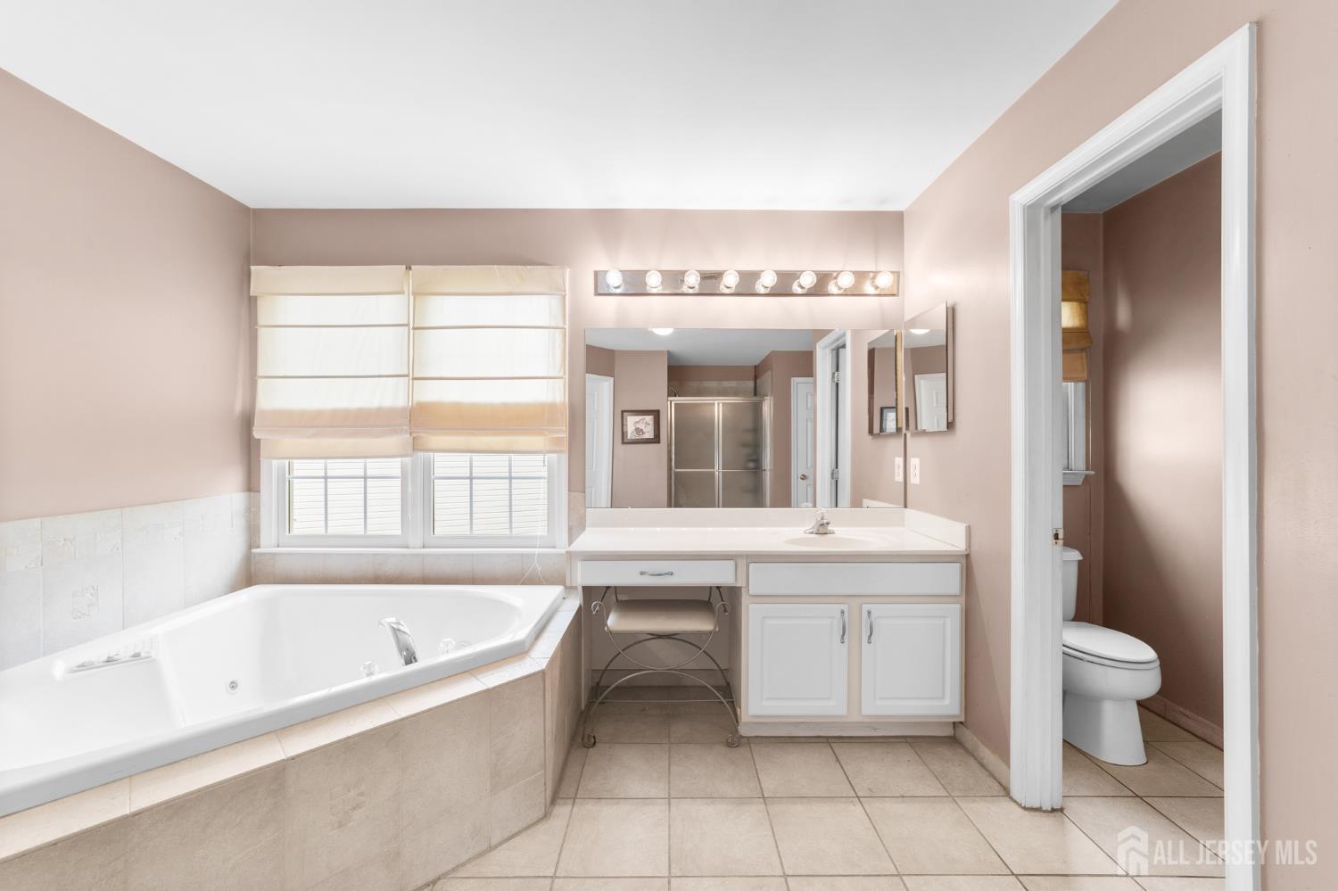 22 Sawgrass Drive, Mount Holly, New Jersey image 19