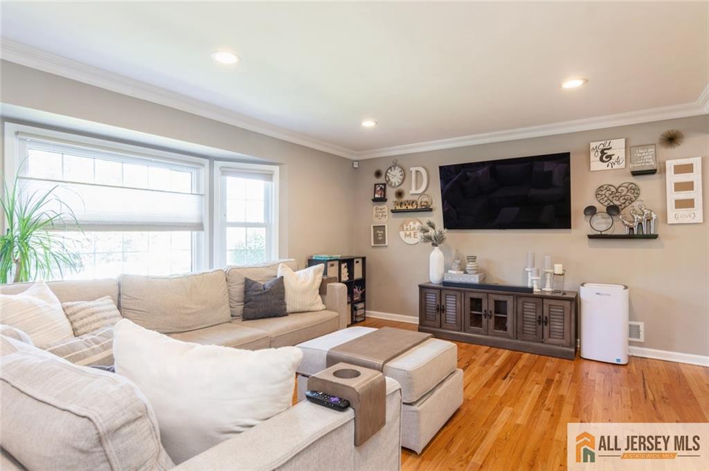 1516 N Indian Place, North Brunswick, New Jersey image 16