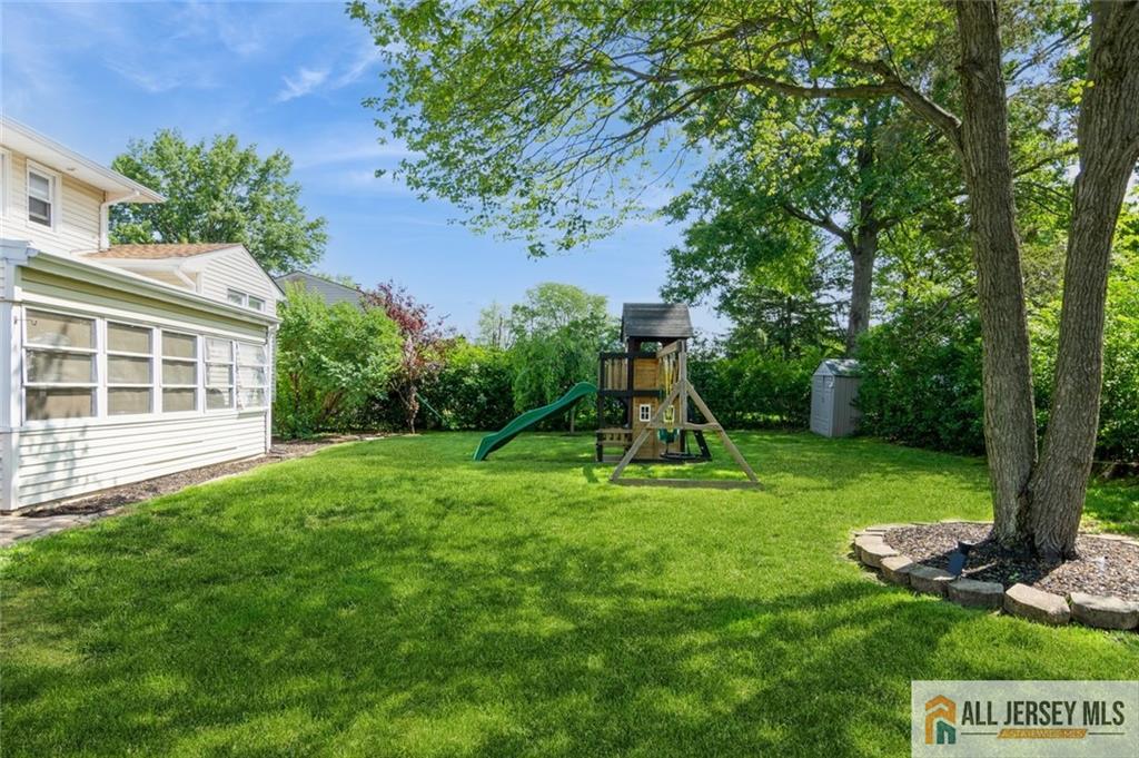 1516 N Indian Place, North Brunswick, New Jersey image 28