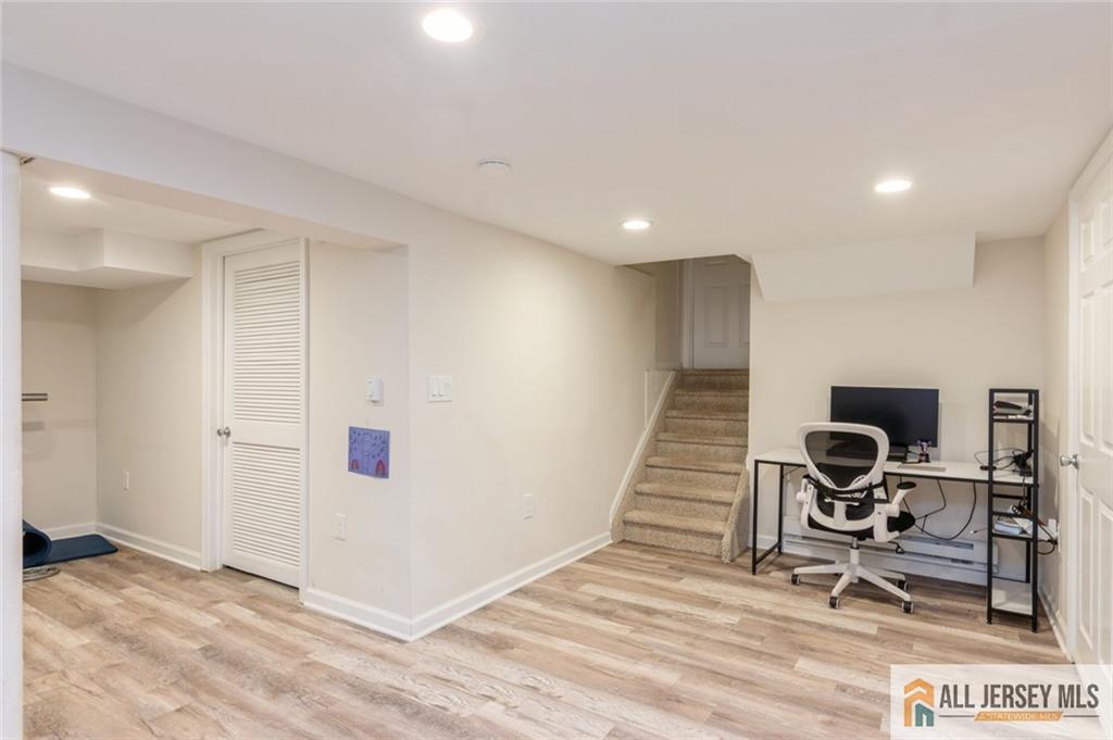 1516 N Indian Place, North Brunswick, New Jersey image 26