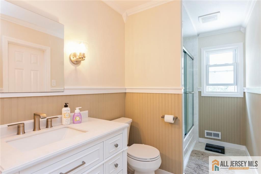 1516 N Indian Place, North Brunswick, New Jersey image 23