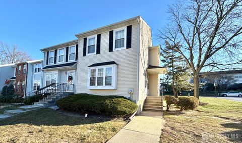 Condo For Sale - 1 Gwizdak Court<br/> Sayreville, NJ 08872