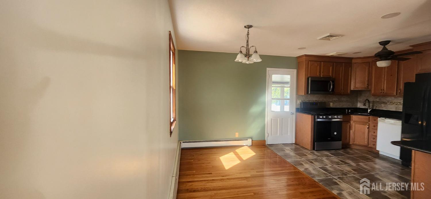 242 Hamilton Boulevard, Piscataway, New Jersey image 7