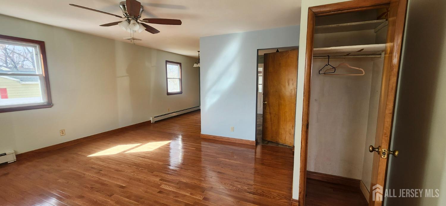 242 Hamilton Boulevard, Piscataway, New Jersey image 48